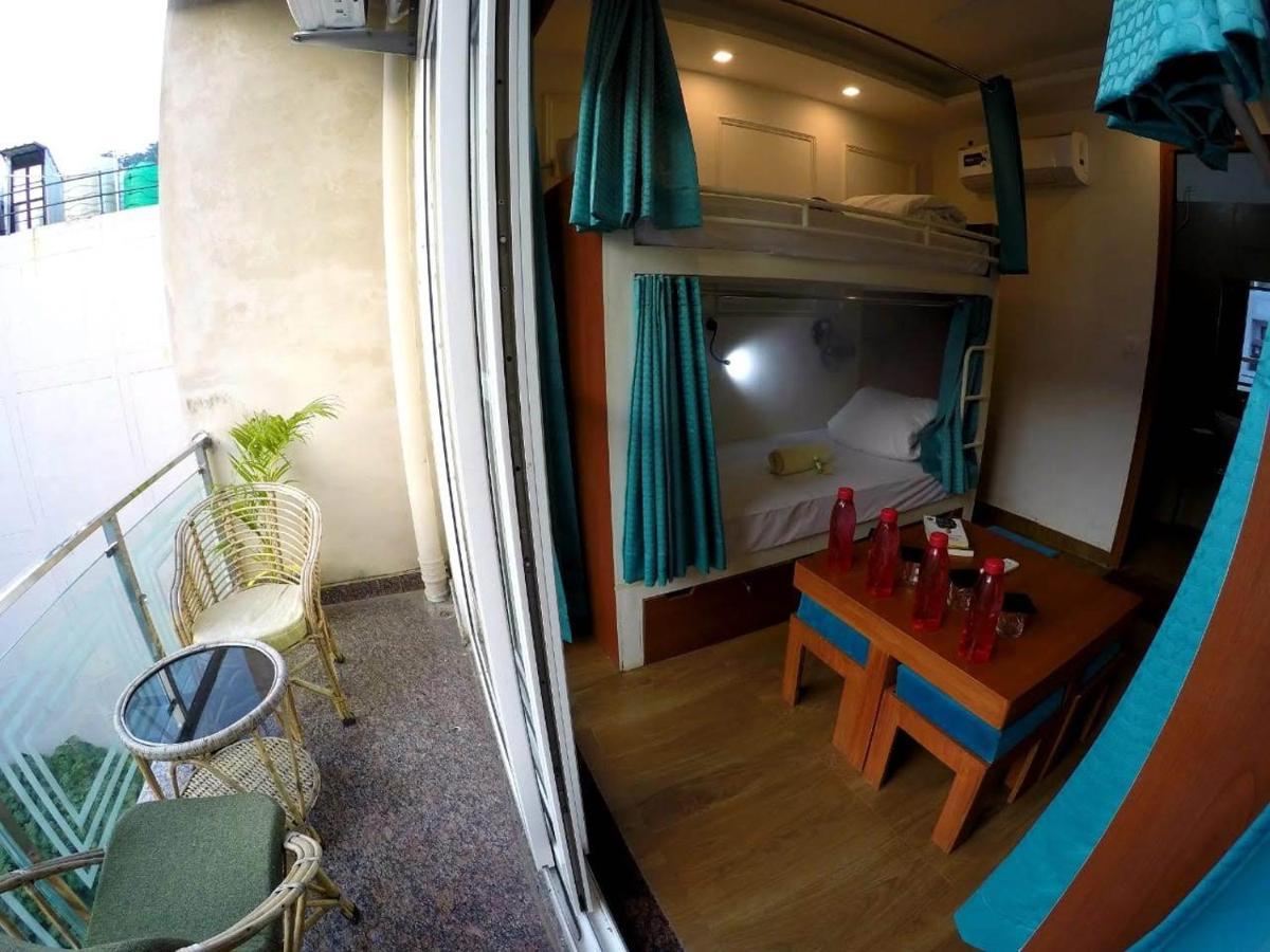 Hotel The Moksham Rishīkesh Zewnętrze zdjęcie
